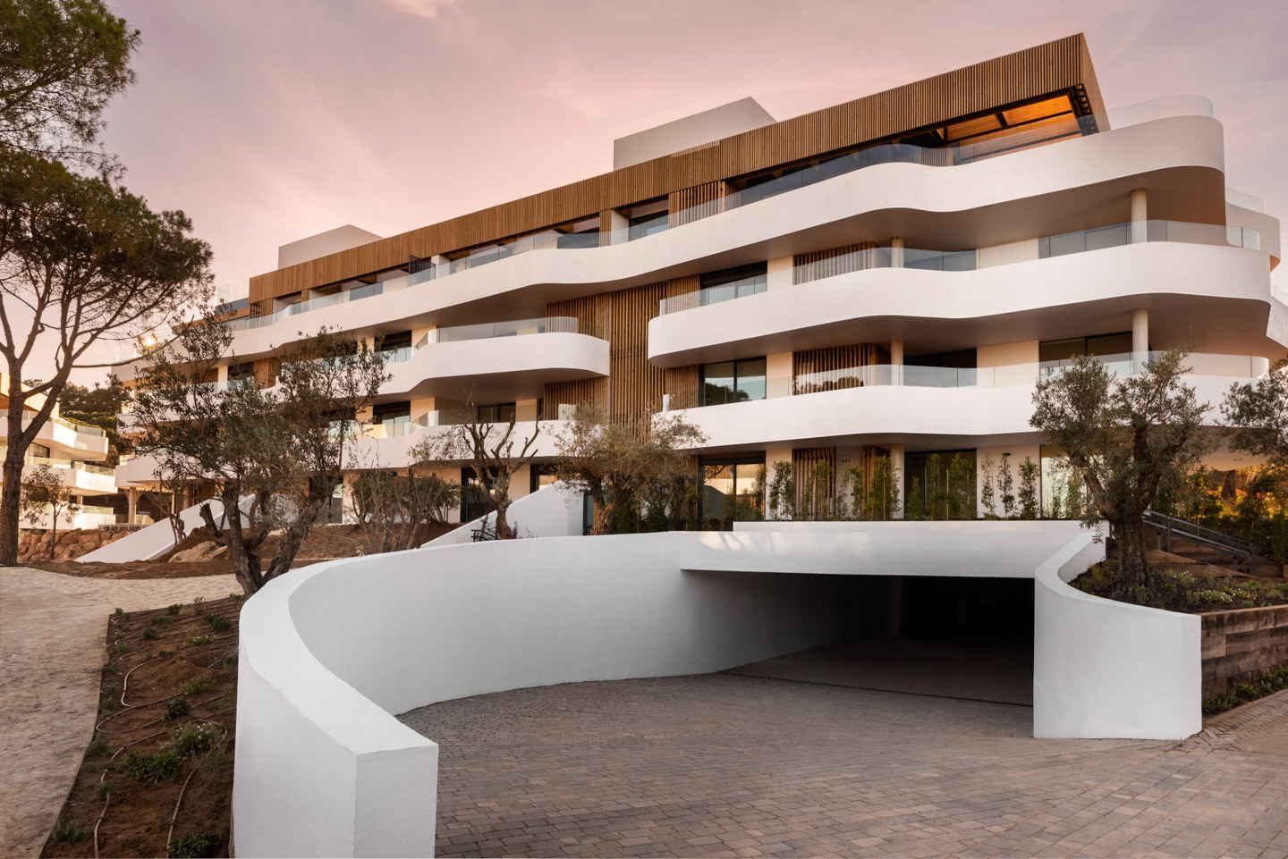 Village Verde Apartments & Penthouses in La Reserva, Sotogrande