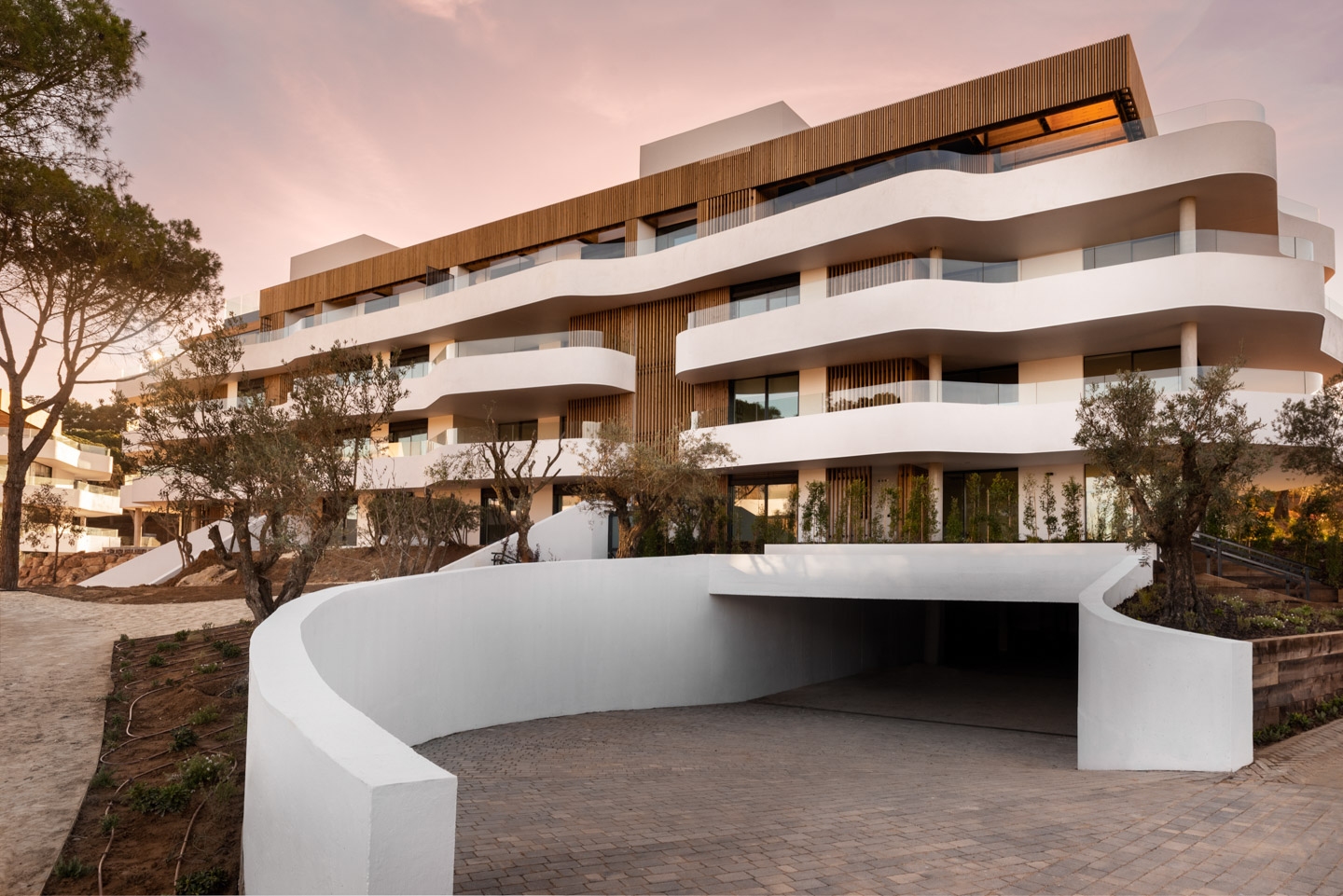 Village Verde Apartments & Penthouses in La Reserva, Sotogrande